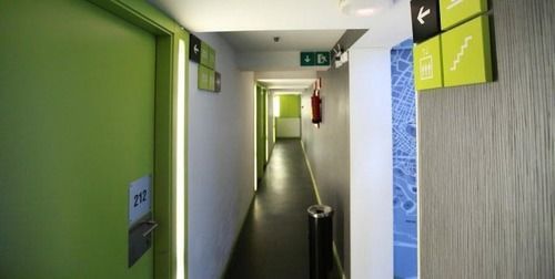 Vandrerhjem Raval Botella Private *
